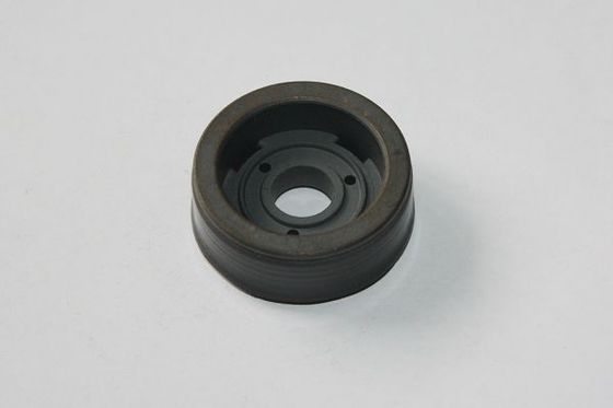 パスの吹出しテストはPTFEをバンドを付けた自動車衝撃吸収材のためのピストンに満たした